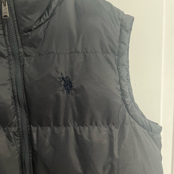 Men’s U.S. Polo Assn. Puffer Vest Size Large - Picture 3 of 7